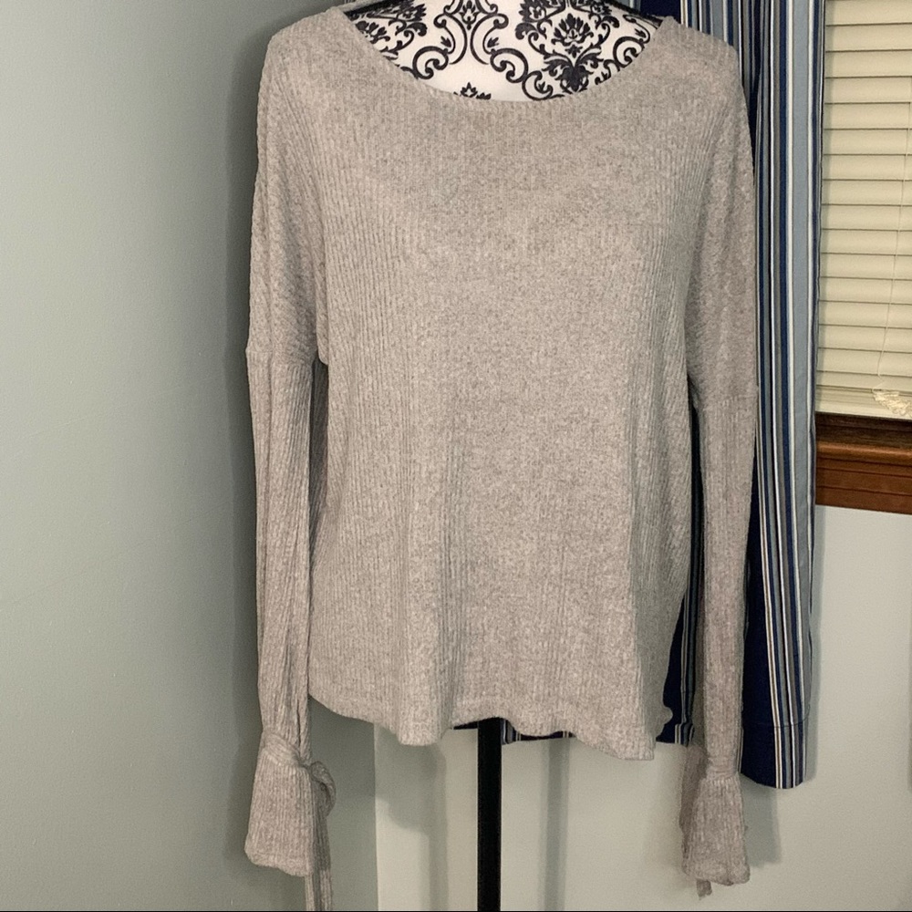 Lucky Brand Gray Ribbed Knit Tie Bell Sleeve sweater
